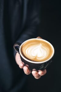 素泊まりの温泉宿でワーケーションをするなら、安いところはどこ？
